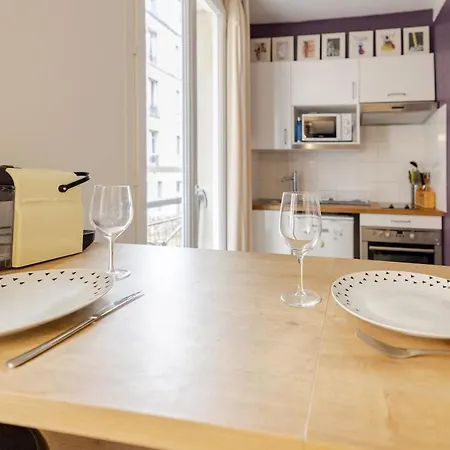 Calm & Modern Near The Arc De Triomphe Appartement